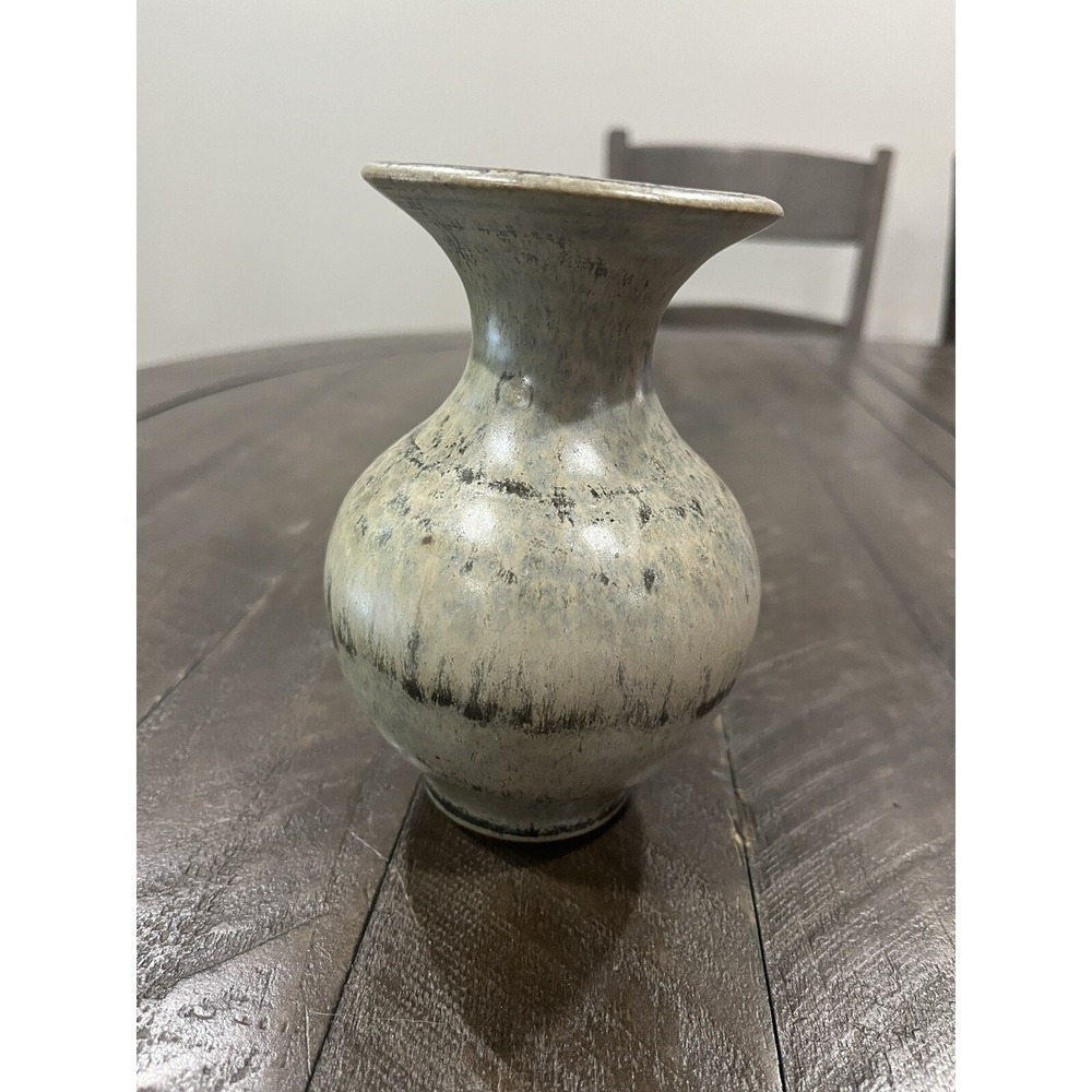 Vtg Dempsey Carpenter Stoneware Fluted Vase Tan Grey Speckled Signed 1992 5.5”